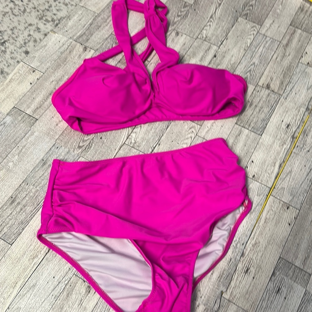 BOUTIQUE hot pink bikini halter strap and high waist bottoms large never worn.